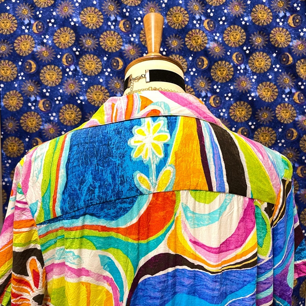 🌈 SOLD Gorgeous Jams rainbow flower top - Picture 8 of 12